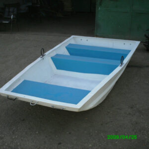 A boat to clean canal water and drains - Al-Ahram Fiberglass Company - 1