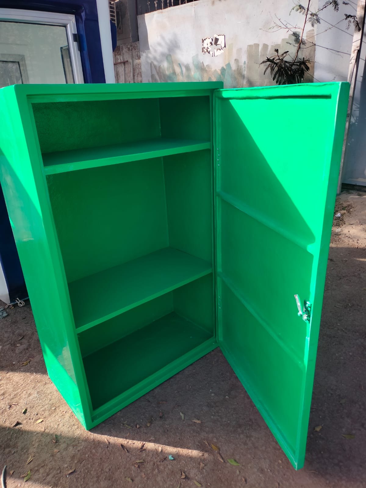 دولاب حريق 3 دولاب حريق - الصورة 3