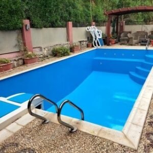 حمامات سباحة فيبر جلاس للبيع